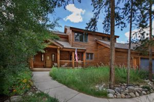 Mountain Home with Spectacular Views for Sale in Keystone, Colorado